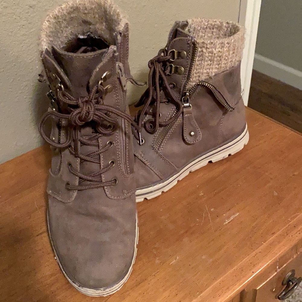 Ankle boots